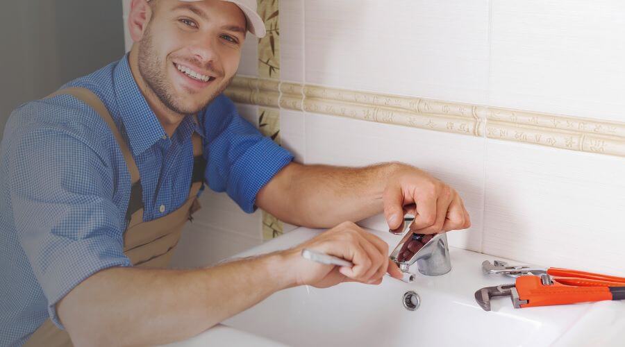 Expert burst pipe repair services in Holt, MI